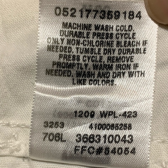 Levi's Squared Men’s Cargo Shorts, size 38 - Picture 9 of 9